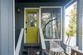 The Green Door on Lake Avalon - Lakefront Retreat - Image 2