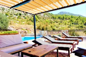 STONE VILLA-MILAN Pool Sea View Lounge Room - Image 4