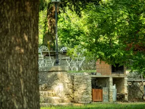 Hermitage area - Image 4