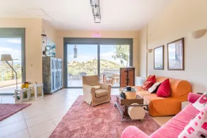 Spacious Villa by the sea - Image 5