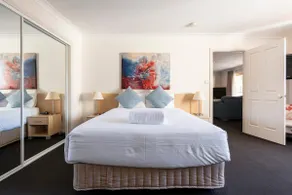 Terralong Terrace Apartments - Image 2