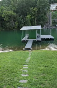 Norris lakefront home with covered boat dock - Image 3