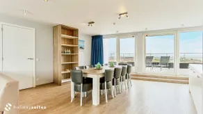 Unique penthouse with 2 balconies - Image 5