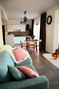 Restful Kanica House - Image 5