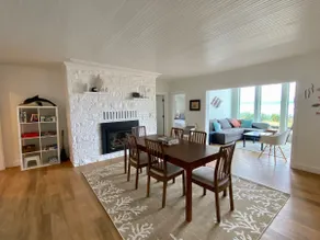 Serene Waterfront Beach Cottage - Image 4