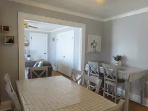 Large Three bedroom Lakefront Cottage 1 - Image 3