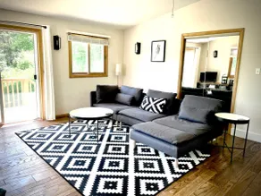 Private Cabin with Views, WIFI, 9 min to Belleayre - Image 5