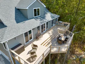 Vantage Point - Image 4