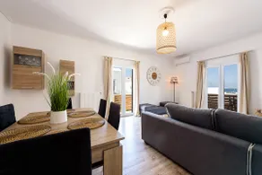 RAGOUSSIS BEACHFRONT HOUSE - Image 4