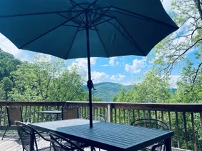 The Mountain View Cabin - Image 3