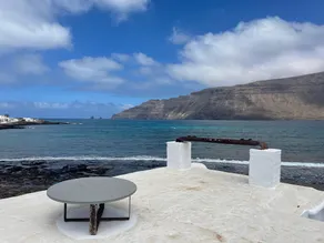 CASA LOLA - Fishermen's house facing the sea. - Image 4