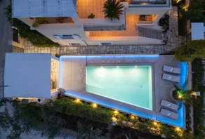 Coastline Spacious Maisonette near Athens Air-Port - Image 3