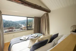 Charming House with Breathtaking Views - Image 2