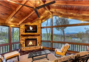 Luxury 5BR Blue Ridge Mtn Cabin • Hot Tub • Pets - Image 5