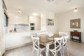 Cape Apartments - Image 3