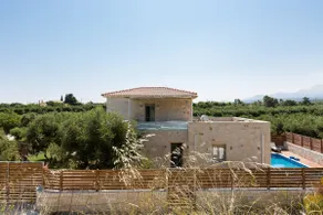 Villa Vera - With Private Pool & Jacuzzi - Image 2
