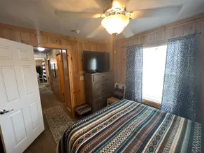 Die Ben Ranch Cabins befinden sich in einem jahrhundertealten Pecan Orchard - Image 4