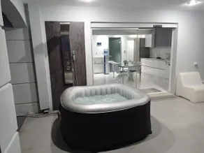Suite Alpha Delta Pool - Image 3