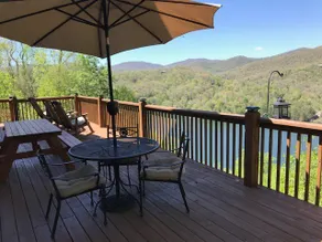 Lake Nantahala Mountain House Getaway - Image 2