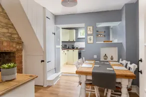 Cotswold's Cottage, near Soho Farmhouse - Image 3