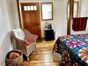 Charming guesthouse in Hood River - Image 5
