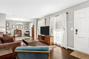 Entire Home | Quiet Neighborhood | Private Yard - Image 2