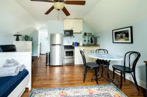 Cavalier Suite | Near UVA | Amenities | Parking - Image 3