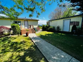 Waterfront Hoodsport, Hood Canal beach oasis - Image 5