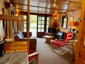 Cosy Two Bedroom Cabin - Cairngorms National Park - Image 4
