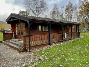 Cosy Two Bedroom Cabin - Cairngorms National Park - Image 2