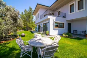 Quiet Forest Villa | Family Friendly - Image 3