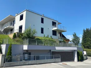 Familienfreundliches Apartment mit Terrasse, Garten und Pool | Panoramablick - Image 2