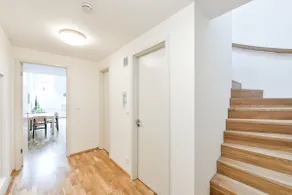Elegant Loft at Kafka's Head - Image 5