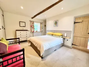 Bousfield Smithy, 2 bedroom 17th century farmhouse - Image 3