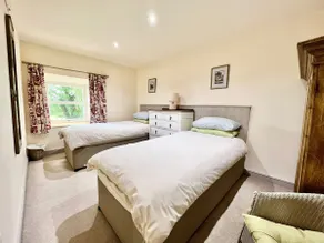 Bousfield Smithy, 2 bedroom 17th century farmhouse - Image 4