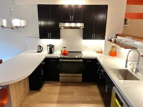 Thoroughly renovated, a chic space on Santana Row - Image 3