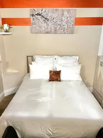 Thoroughly renovated, a chic space on Santana Row - Image 5