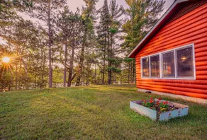 Eagle Waterfront Cottage—Menominee River - Image 5