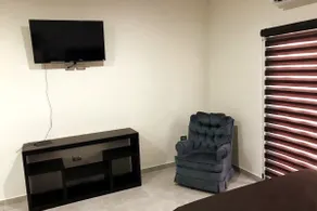 Del Valle Suites I - Image 2