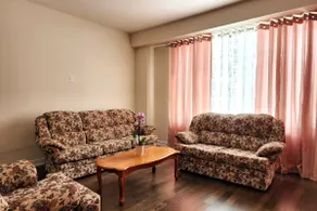 Entire home near Hamilton - Image 3