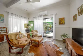 The Garden Bungalow - Image 5