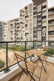 Charming apartment overlooking Hayriad pool - Image 4