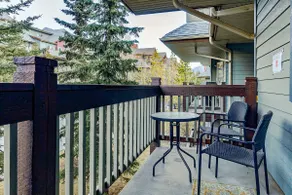Heated Outdoor Pool Near Banff Park - Image 3