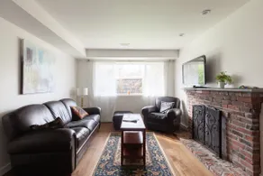 Vancouver Special Suite - Image 4
