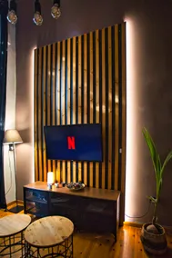 GPC Luxury Apartment 1 ATH with Garden - Image 4