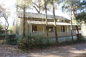 Pharmhouse - Image 4