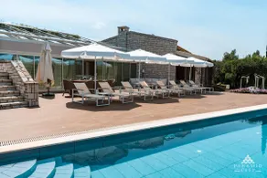 Luxury Villa Aphrodite - Image 4