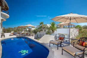 Breathtaking Arch Views From This 6 Bedroom Villa - Image 3