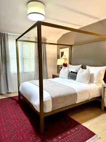 BRAND NEW HOUSE 2 BEDROOM - MIAMI RETREAT !!! - Image 3