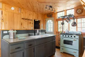 Riverside Cabin & Nature Trails - Image 2